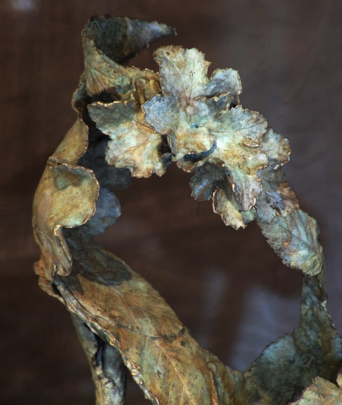 � shimmying off � she leaves for the woodland ball �         (Click to enlarge)