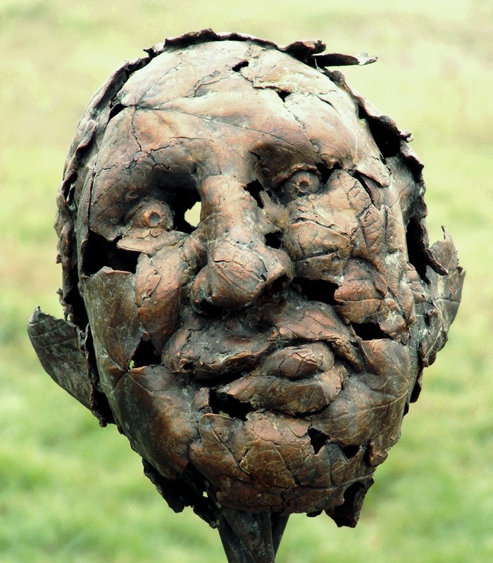 �  he  leaves the world a-gog  �  (Click to enlarge)