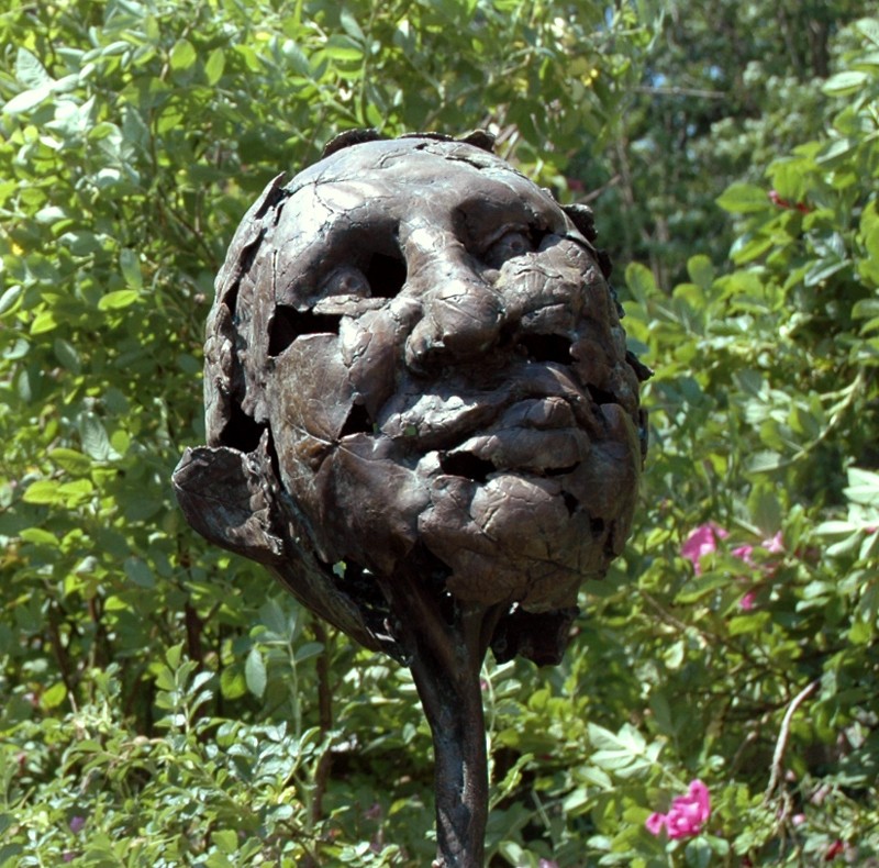 �  he  leaves the world a-gog  �  (Click to enlarge)