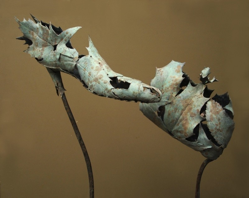 Fast and furious jazzy shoe made of bronze leaves