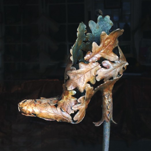 ... this boot � leaves when it is ready...  (Click to enlarge)