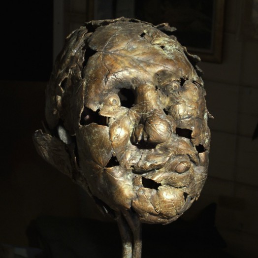 �  he  leaves the world a-gog  �  (Click to enlarge)